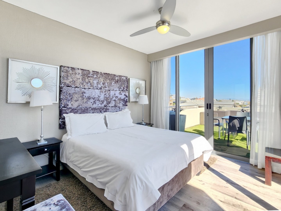 2 Bedroom Property for Sale in Beachfront Western Cape